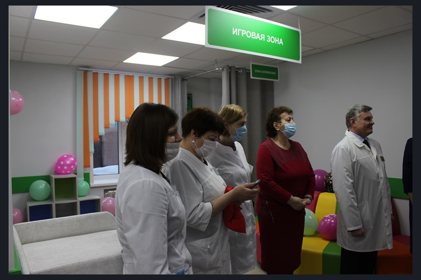 Детская поликлиника отремонтирована в Колывани благодаря нацпроекту Правительств